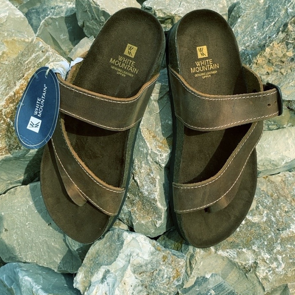 Size 6 Brown Flat Sandals from White Mountain
